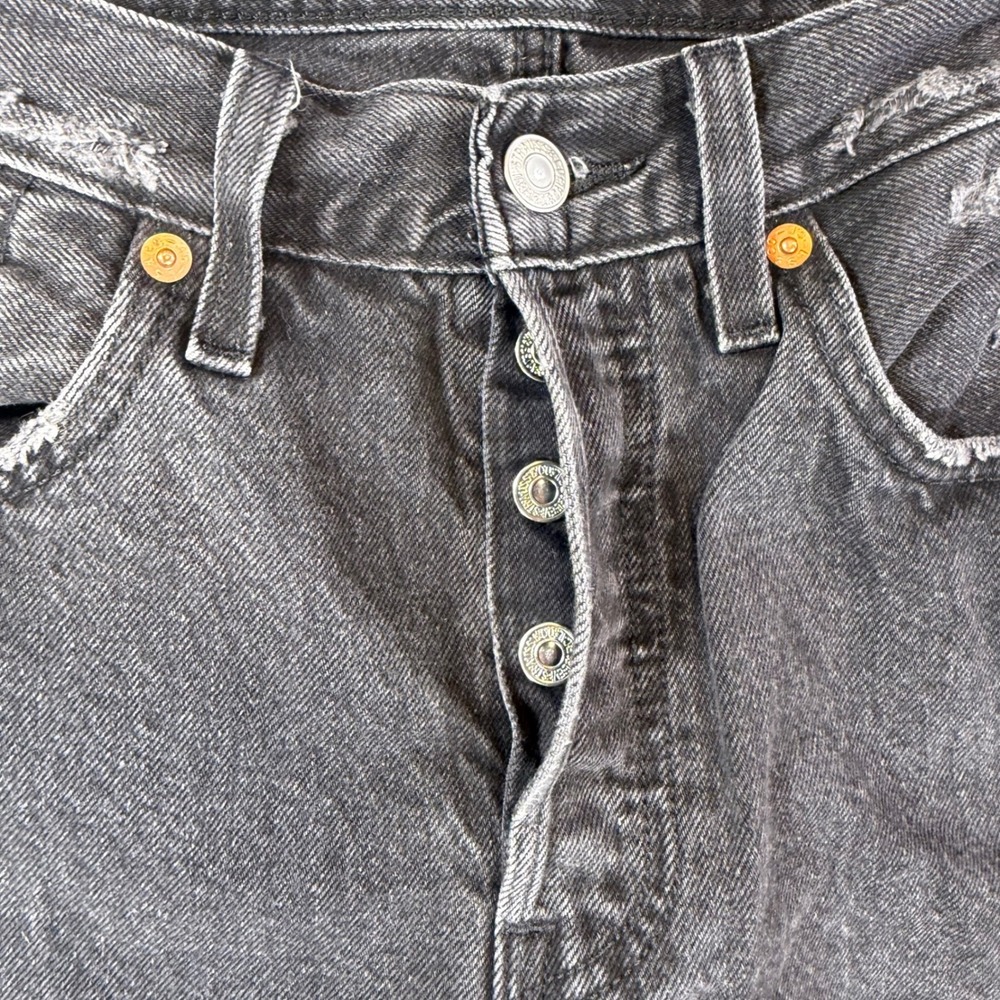 Levi's 501 Original Fit Distressed Jeans Women's Size 26 - 26x32 Black Denim - Picture 3 of 8